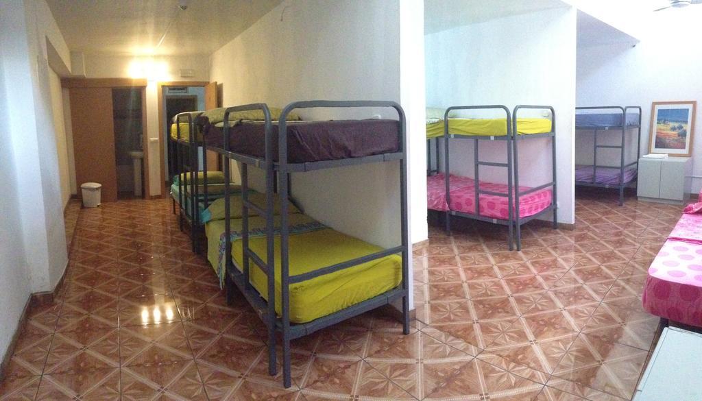 Hostal Ideal Sants Barcelona Zewnętrze zdjęcie