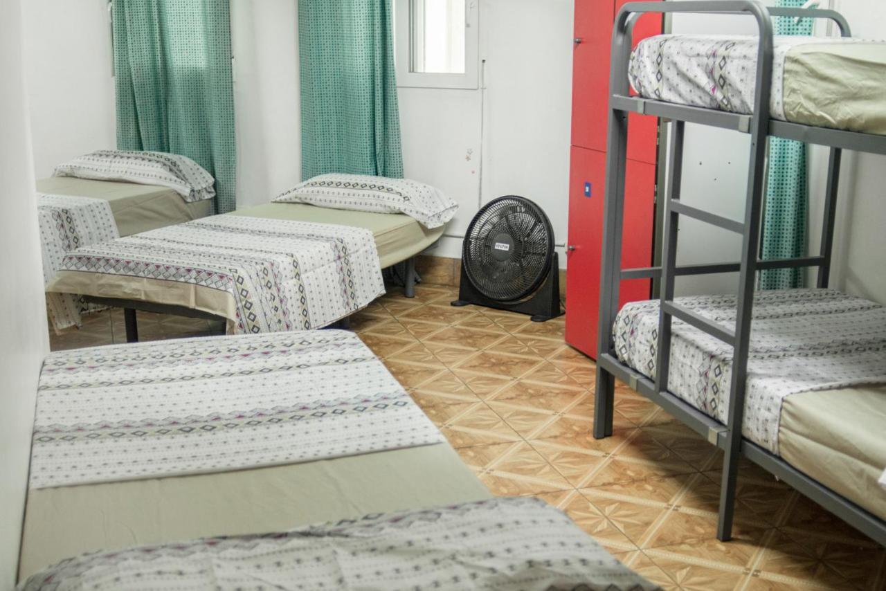 Hostal Ideal Sants Barcelona Zewnętrze zdjęcie