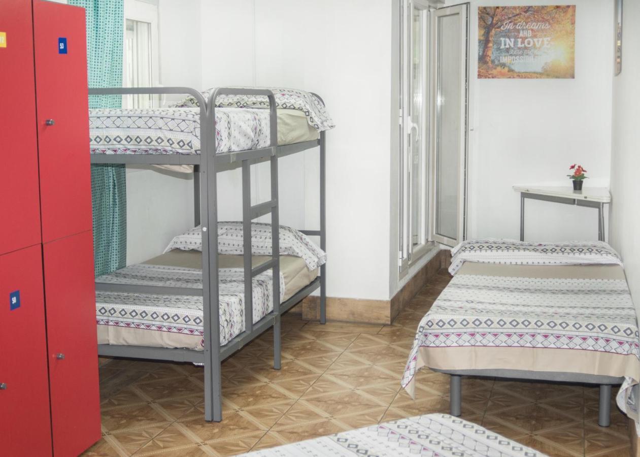 Hostal Ideal Sants Barcelona Zewnętrze zdjęcie