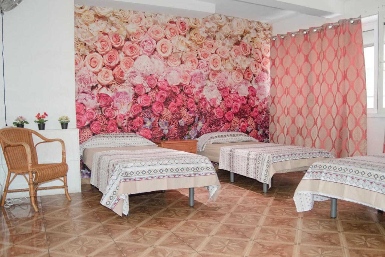 Hostal Ideal Sants Barcelona Zewnętrze zdjęcie