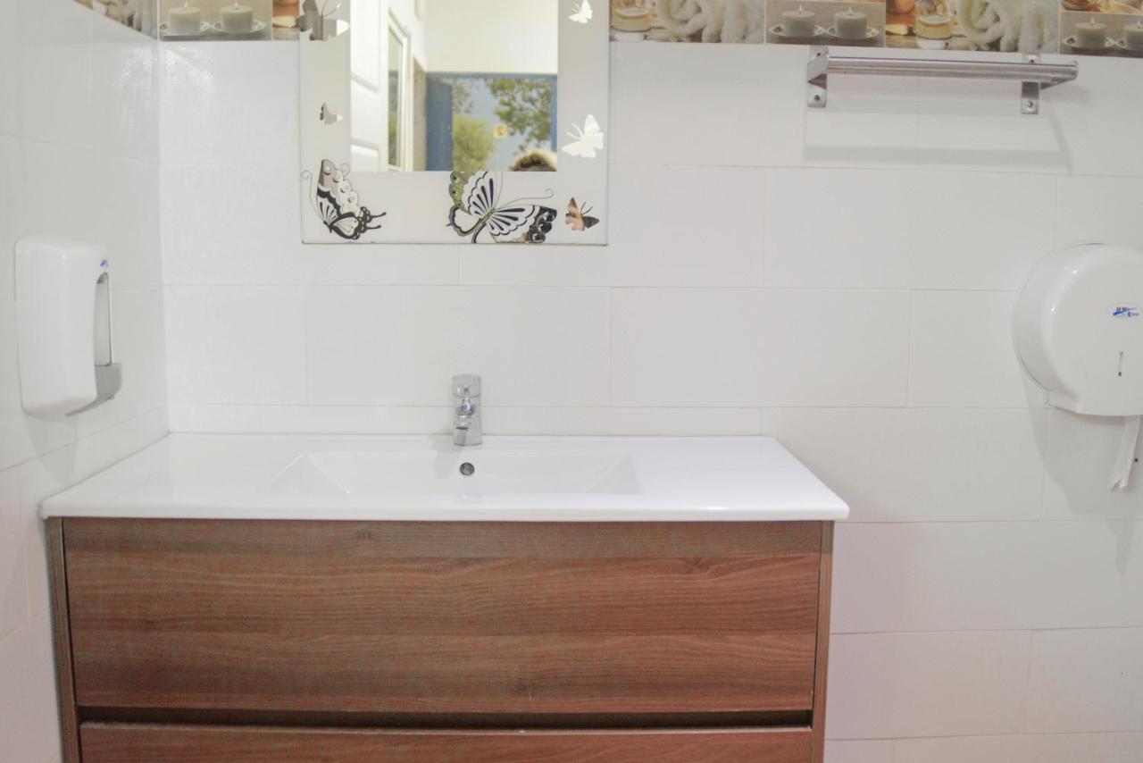 Hostal Ideal Sants Barcelona Zewnętrze zdjęcie